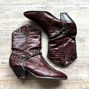 Topy Cowboy Boots 9M Women Burgundy Genuine Leather Brown Ankle Chain Embossed